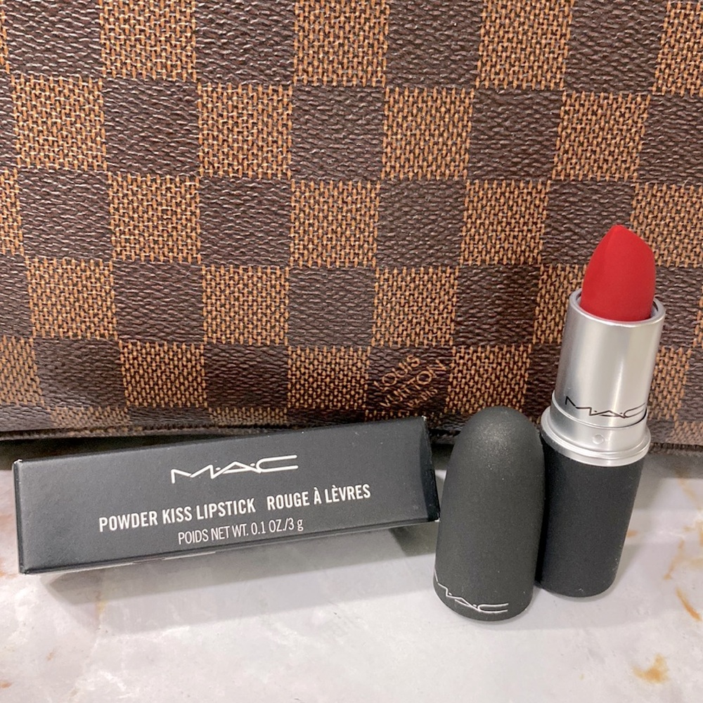 MAC POWDER KISS LIPSTICK